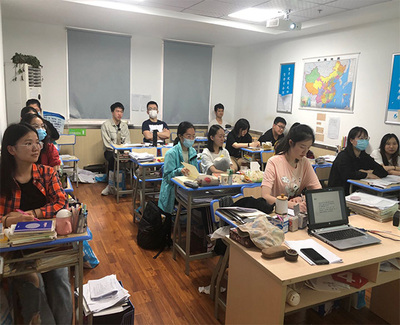 藝術生文化課提分不止于備考，一場從合肥佰加到長豐的文化蛻變之旅
